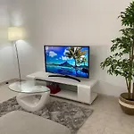 Sea House דירה פניש