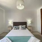 Sea House דירה פניש